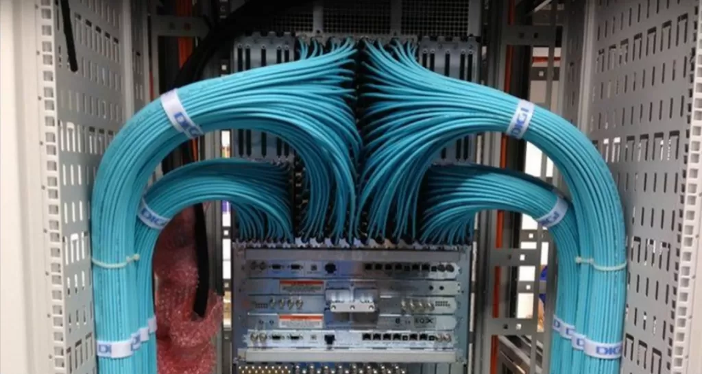 Монтаж сети СКС и Wi-Fi для магазина в Первоуральске